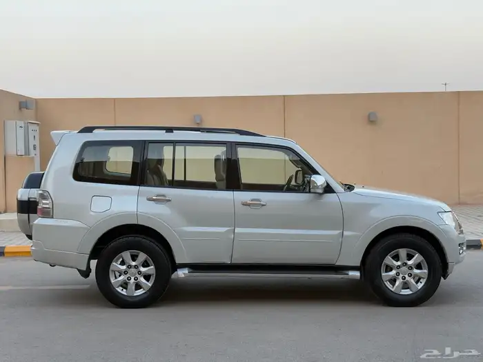 للبيع ميتسوبيشي باجيرو 2019 فل كامل 3