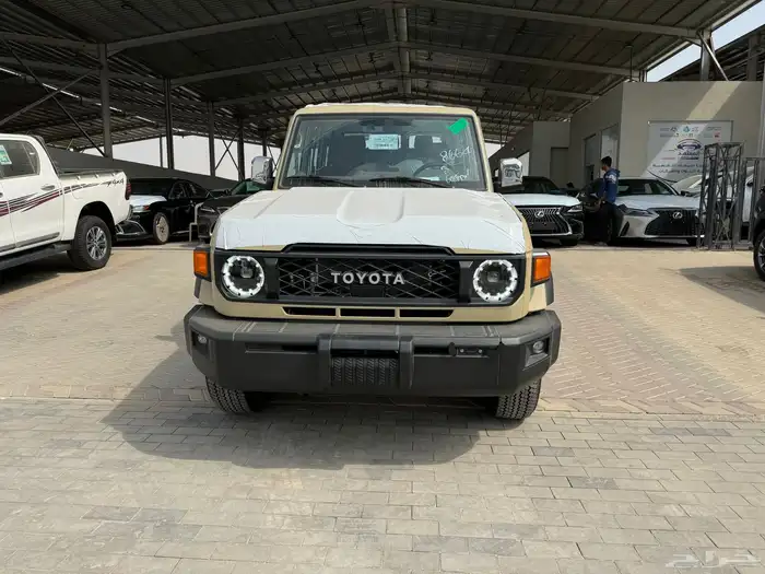 ربع(2025) مصندق 5 أبوآب بنزين سعودي فل كامل 2