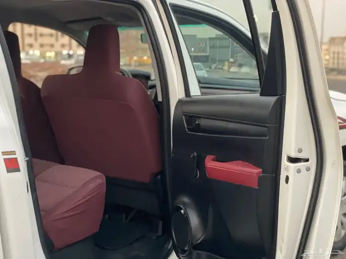 تويوتا - هايلوكس - غمارتين - سعودي - 2016 - مخزن 9