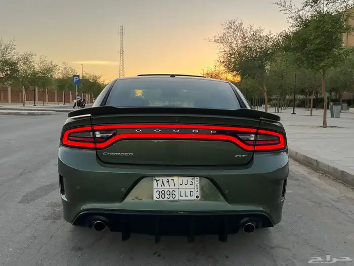 دوج تشارجر جي تي 2020 8
