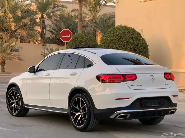 مرسيدس GLC200 موديل 2020 بحالة الوكاله ممشى 64 الف 15