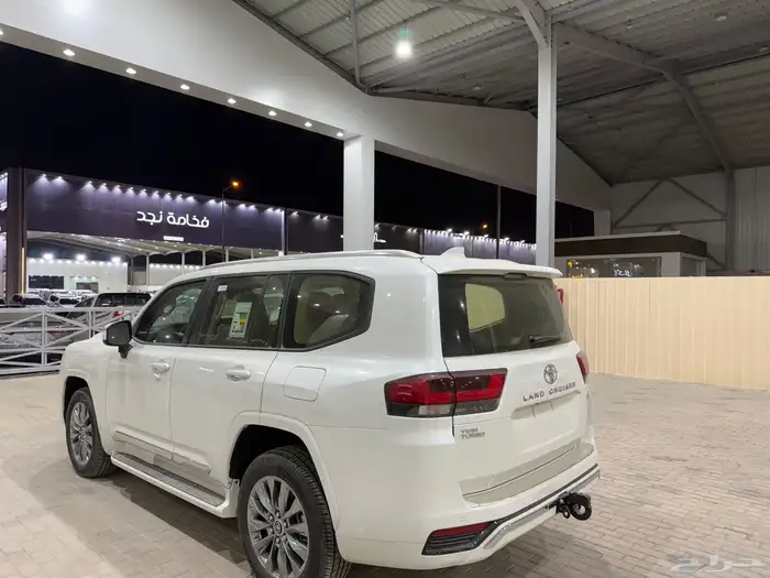 تويوتا لاندكروزر جكسار 2025 سعودي رقم 3 اصفاررر 4