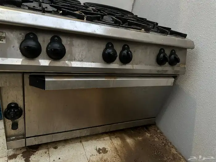 غاز وفرن ايطالي للمطاعم مستخدم 1