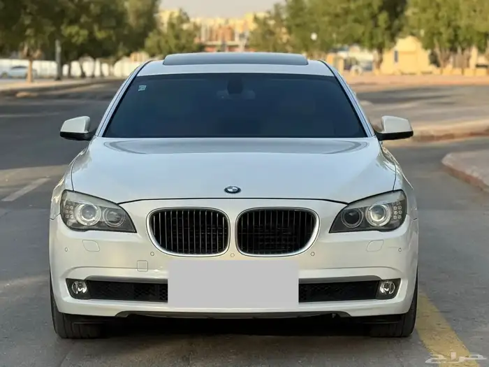 بي ام دبيلو 730 2011 2