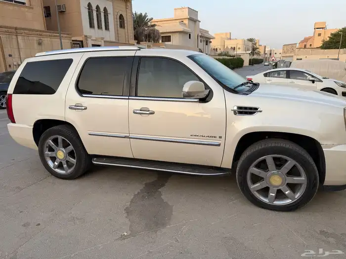 اسكاليد 2007 نظيف 6