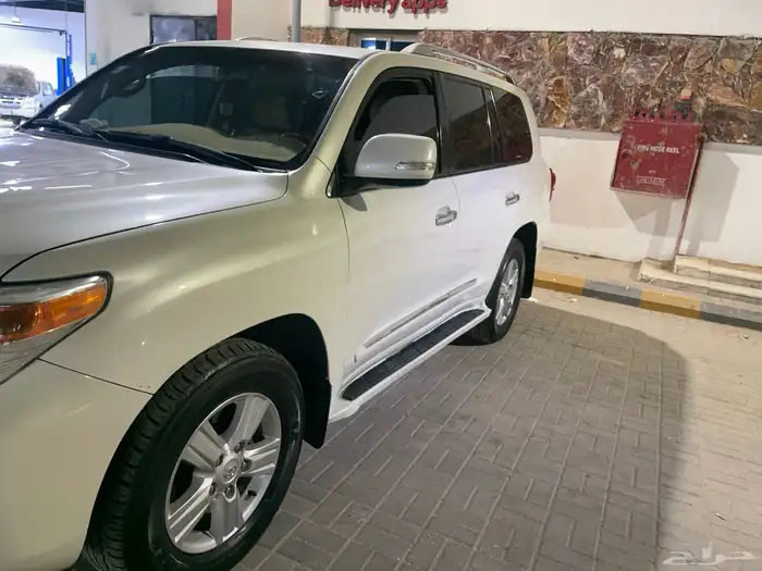 GXR 2013 لاندكروزر 3