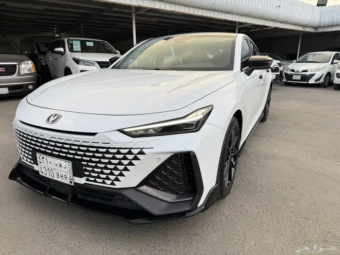 شانجان 2025 يوني V اعلى فئة سبورت 9