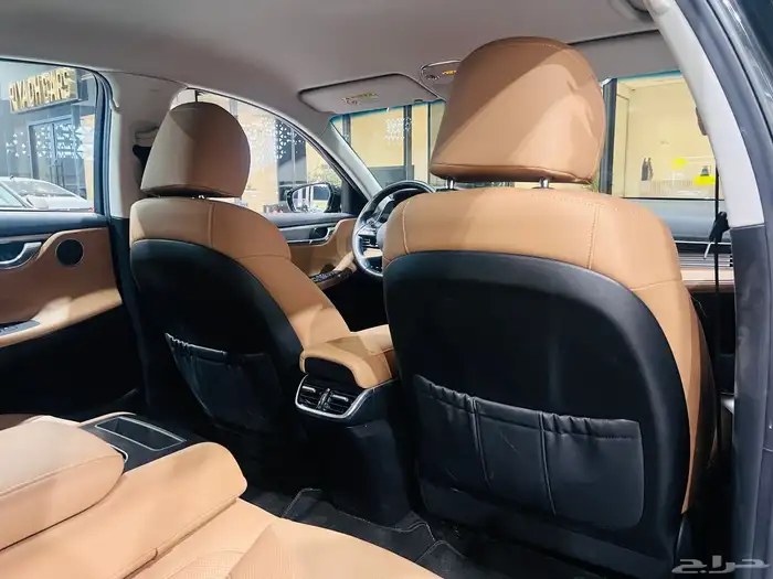 هيونداي 2020 ازيرا (بحالة ممتازة) 10