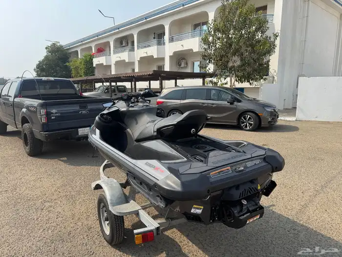 جت سكي rxp x 2023 300 3