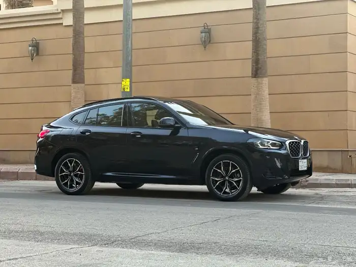 بي ام اكس 4 2024 ضمان وصيانه 13