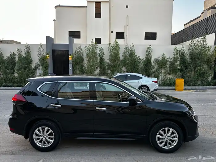 نيسان اكس تريل 2022 وكالة 5