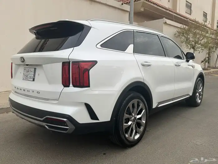 كيا سورنتو 2021 ديزل 6