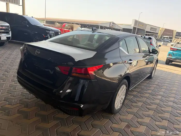 نيسان التيما موديل 2024 6