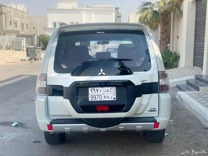 ميتسوبيشي باجيرو 2016 4