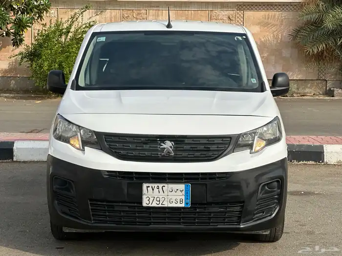 بيجو-بارتنر-2023-ديزل-سعر-33000-الف 0