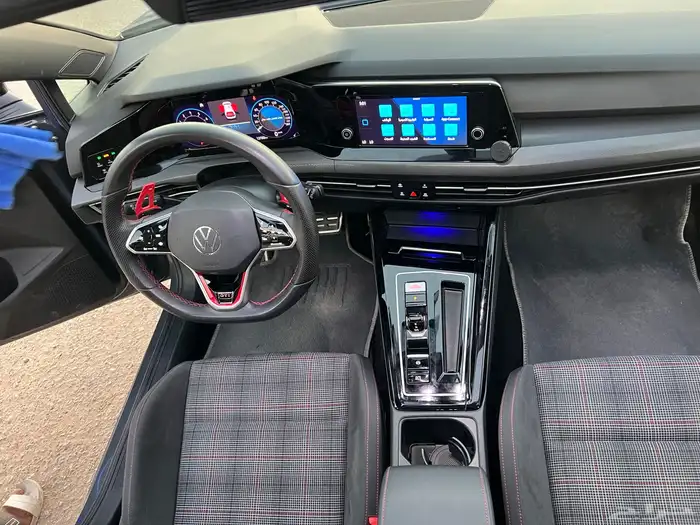 فولكس واجن جولف GTI 2024 شبة اصفار اخو الجديد 16