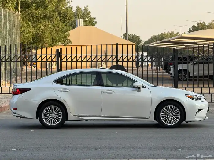 لكزس ES350 2018 سعودي 7