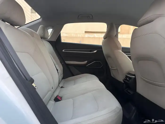 للبيع جيلي امجراند2023 بدي وكاله. 21