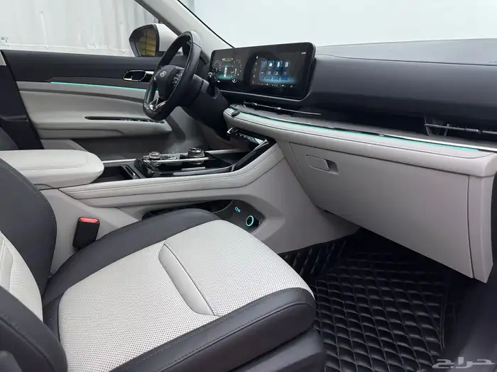 فورد تيريتوري 2023 فل كامل 0