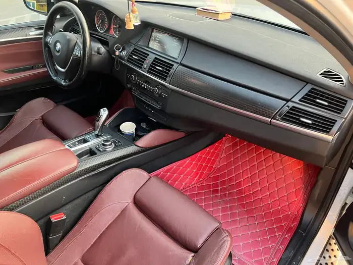 بي ام دبليو X6 2012 (بحالة ممتازة) 19