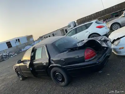 فورد فكتوريا بوليسي2011 قطع غيار تشليح index