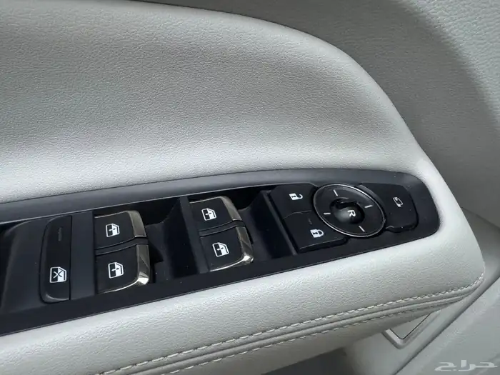 فورد تيريتوري 2023 فل كامل 18