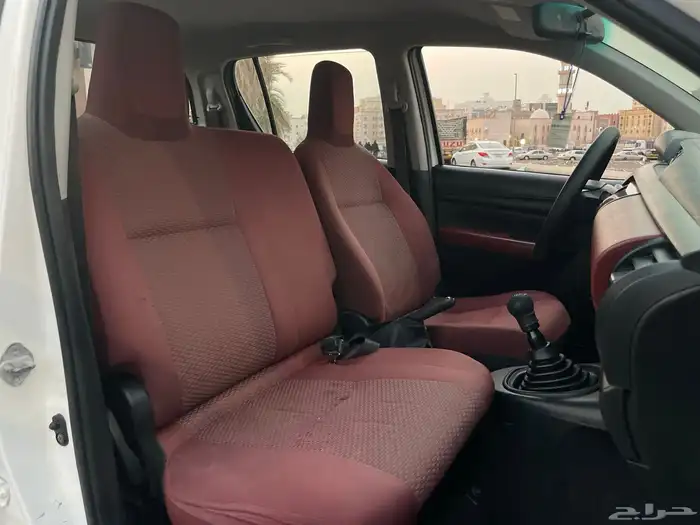 تويوتا - هايلوكس - غمارتين - سعودي - 2016 - مخزن 10