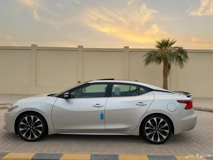 مكسيما 2018 SR اعلى فئه بترومين مخزن نظيف جد 9