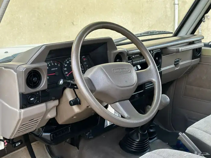 تويوتا شاص 2006 مخزن ممشى ( 79 ) 12