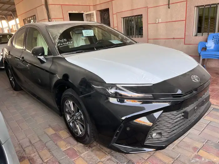 كامري 2025 ستاندر اسود اصفار 0