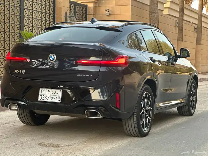 بي ام اكس 4 2024 ضمان وصيانه 9