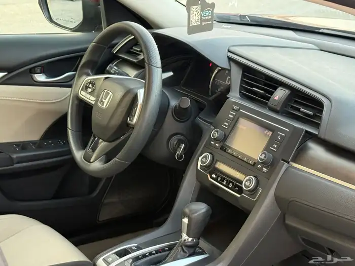 هوندا سيفيك 2020 - لون عنابي 18