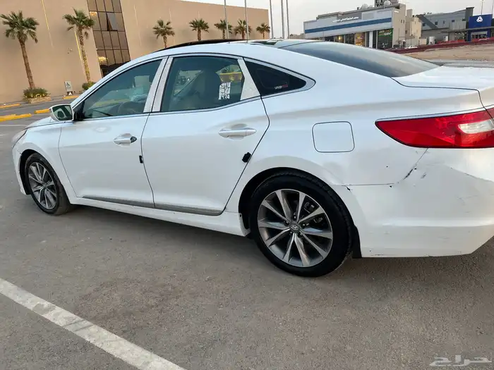 ازيرا 2016 اول مالك 1