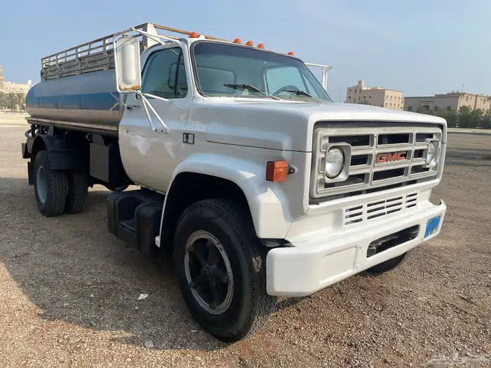 وايت ماء مديل 82 مسقط للبيع 0