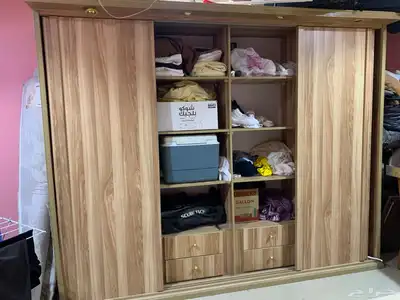 سرير كينق  2 كومدينة  تسريحة  دولاب  دولاب 5 ادراج index