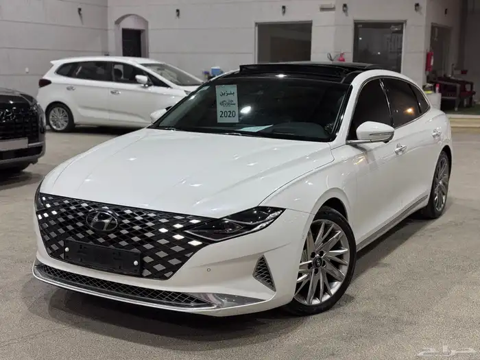 ازيرا 2020 فل كامل اعلى فئه ( 6 سلندر ) بدي وكاله 0