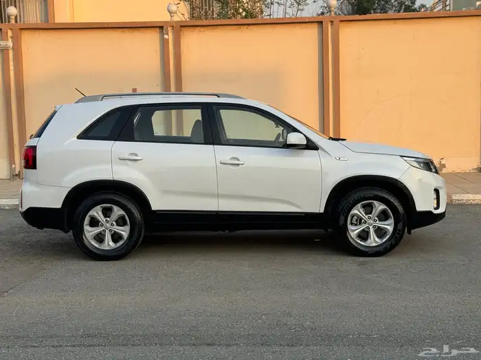 كيا سورينتو قمة النظافة ممشى معقول 26