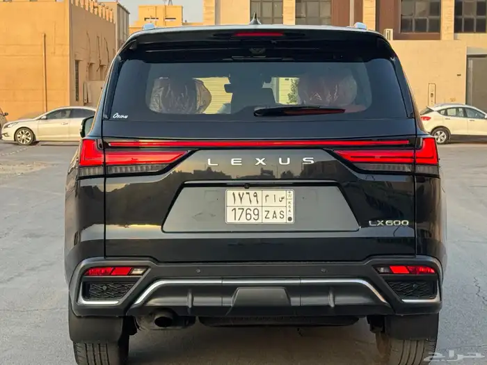 لكزس 2023 فل كامل أف سبورت 5