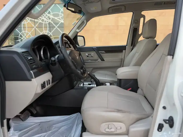 للبيع ميتسوبيشي باجيرو 2019 فل كامل 16