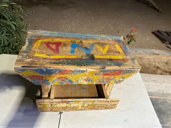 طاوله مكينة الخياطة 3