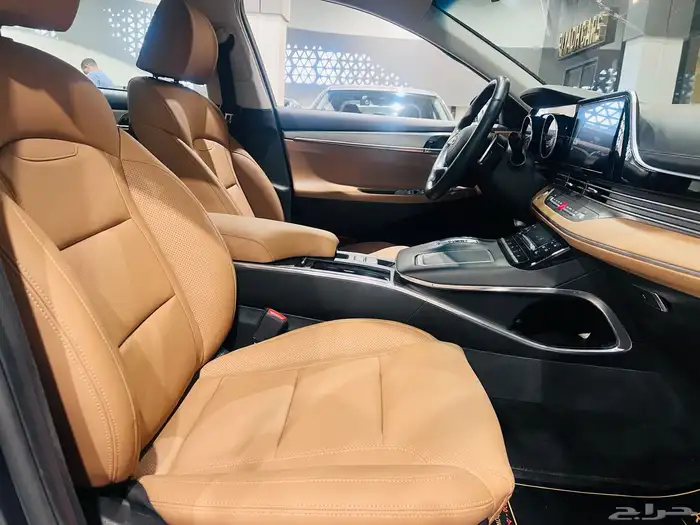 هيونداي 2020 ازيرا (بحالة ممتازة) 11