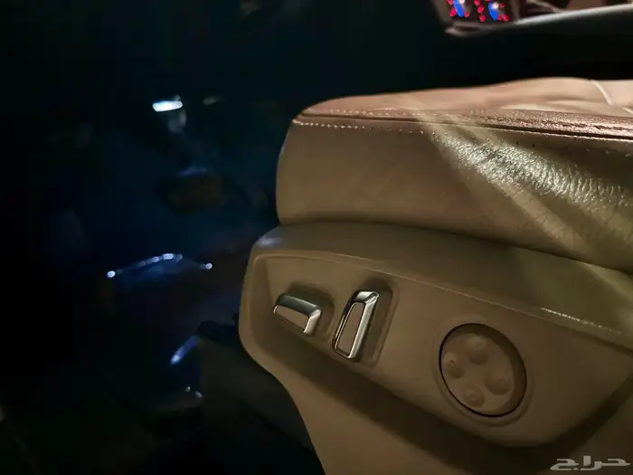 جيب اودي Q7 موديل 2014 فل كامل 27