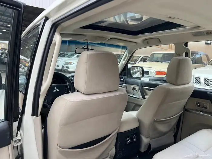 باجيرو 2022 بنزين فل كامل نظيف جدا لدى قمة الاطلال 34