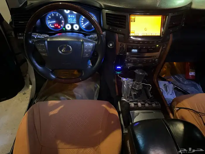 للبيع لكزس 7