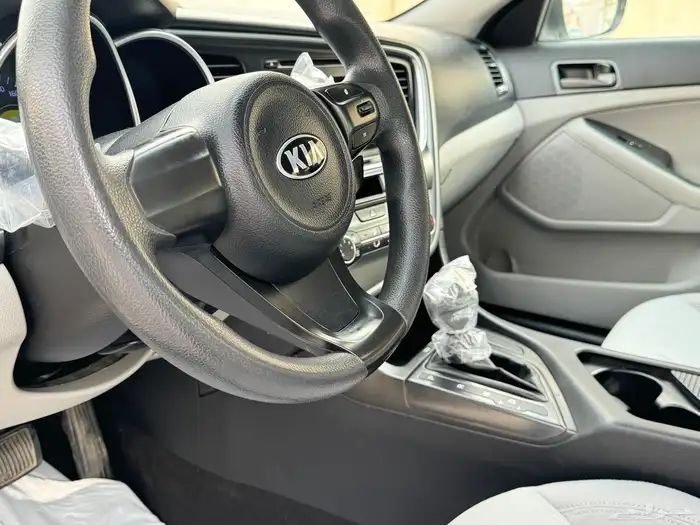 كيا اوبتيما 2015 مكينة 2000 خليجي شبه جديدة 8