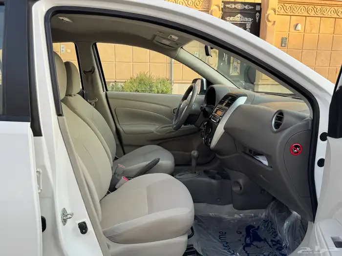 نيسان صني. 2022 14