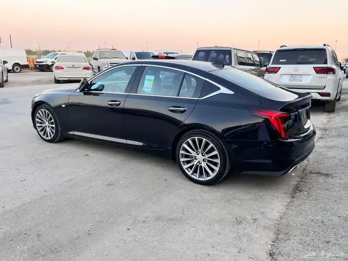 كاديلاك CT5 موديل 2023 9