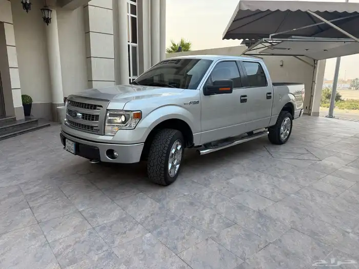 فورد اف 150 XLT غمارتين موديل 2014 فل ماشي 186. ألف 2