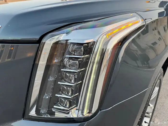 اسكاليد 2019 بريميوم (ملكي) الجميح نظيف جدا 2