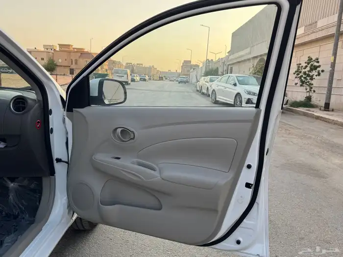 نيسان صني. 2022 13